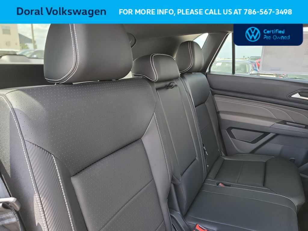 2023 Volkswagen Atlas Cross Sport 2.0T SE w/Technology