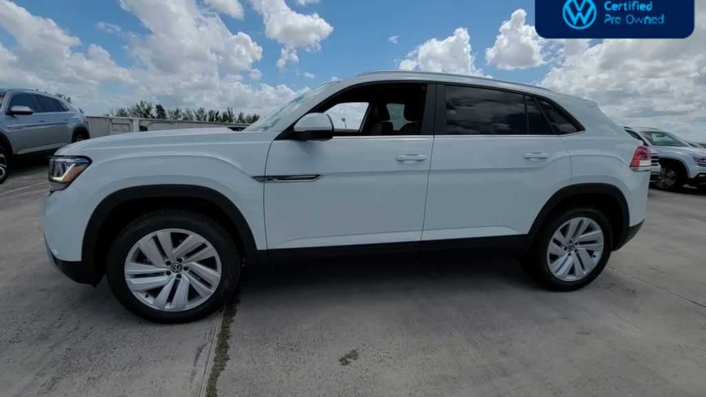 2023 Volkswagen Atlas Cross Sport 2.0T SE w/Technology
