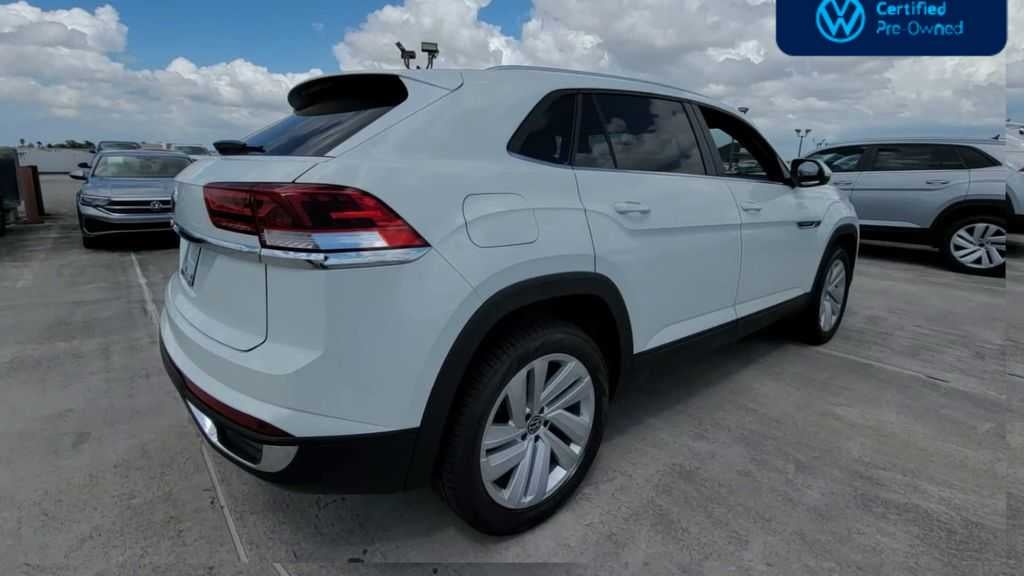 2023 Volkswagen Atlas Cross Sport 2.0T SE w/Technology