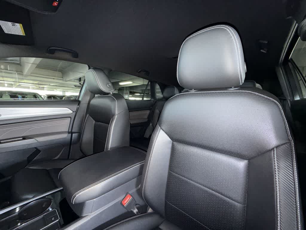 2023 Volkswagen Atlas Cross Sport 2.0T SE w/Technology