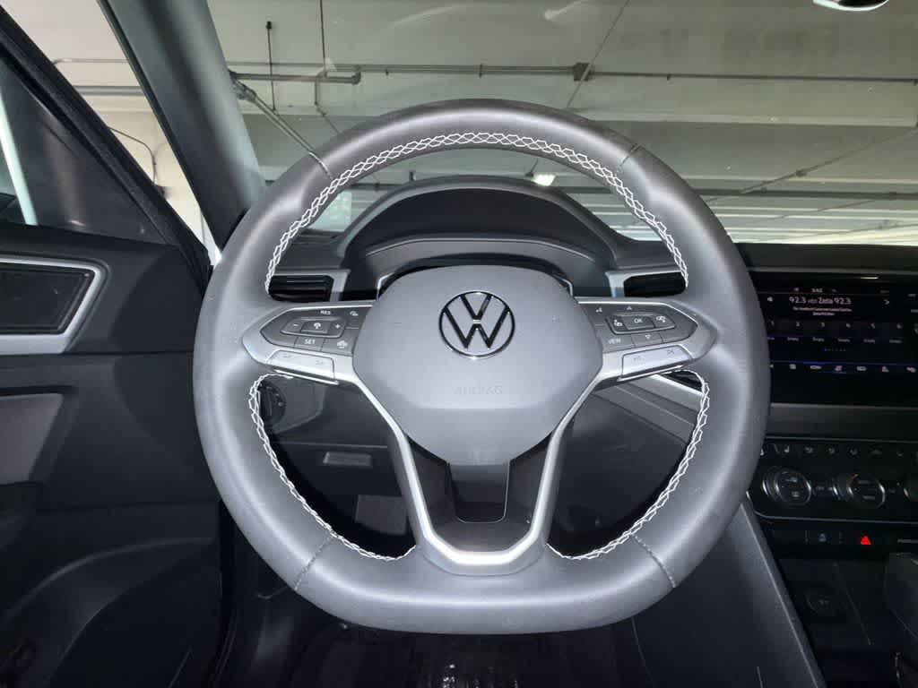2023 Volkswagen Atlas Cross Sport 2.0T SE w/Technology