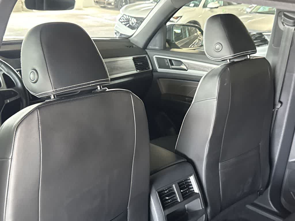 2023 Volkswagen Atlas Cross Sport 2.0T SE w/Technology