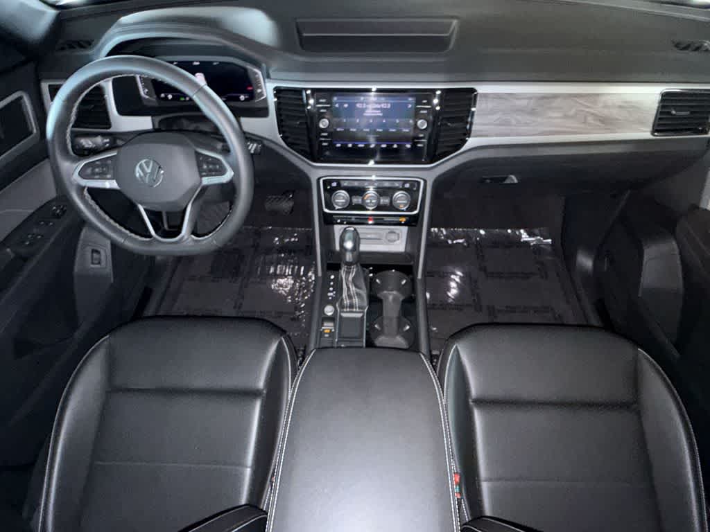 2023 Volkswagen Atlas Cross Sport 2.0T SE w/Technology
