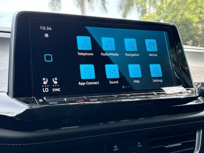 2026 Volkswagen Atlas Cross Sport 2.0T SE w/Technology