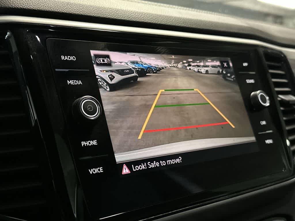 2023 Volkswagen Atlas Cross Sport 2.0T SE w/Technology