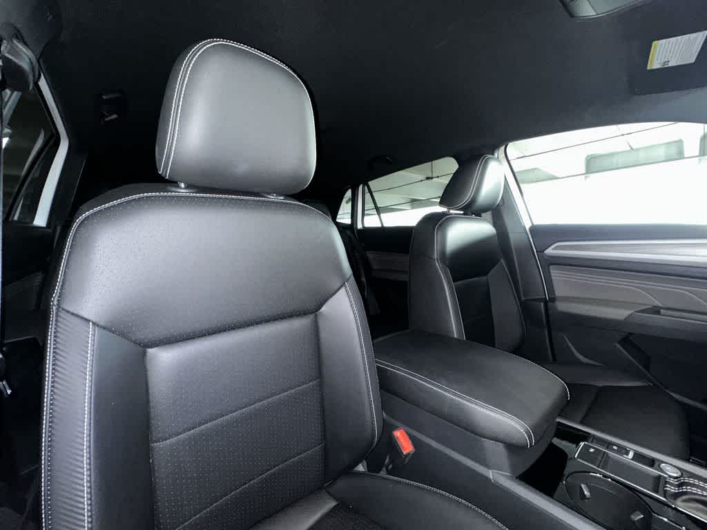2023 Volkswagen Atlas Cross Sport 2.0T SE w/Technology