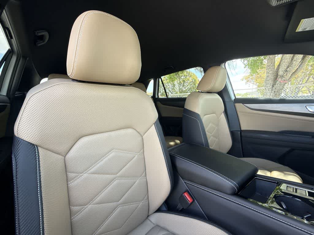 2026 Volkswagen Atlas Cross Sport 2.0T SE w/Technology