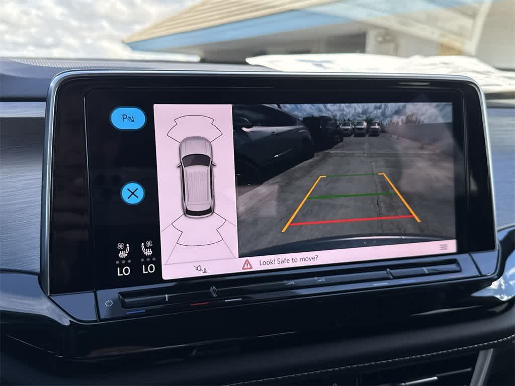 2026 Volkswagen Atlas Cross Sport 2.0T SE w/Technology