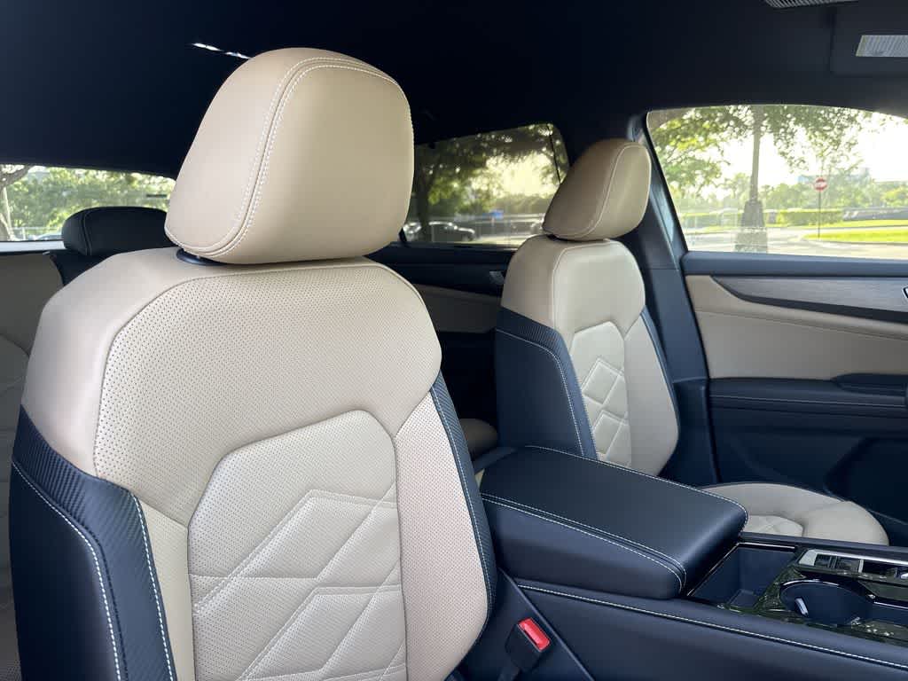 2026 Volkswagen Atlas Cross Sport 2.0T SE w/Technology