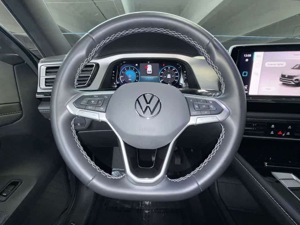 2024 Volkswagen Atlas Cross Sport 2.0T SE w/Technology