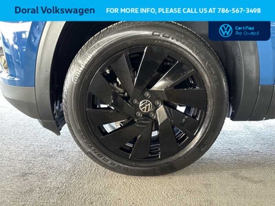 2025 Volkswagen Atlas Cross Sport 2.0T SE w/Technology