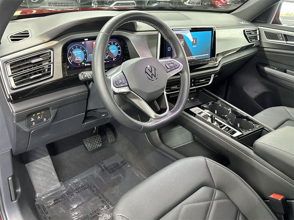 2025 Volkswagen Atlas Cross Sport 2.0T SE w/Technology