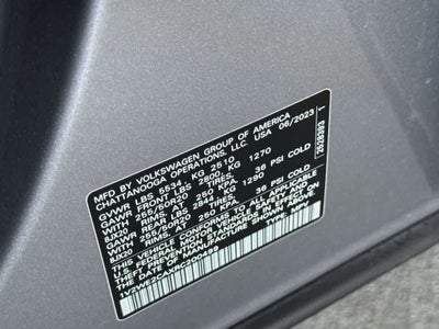 2024 Volkswagen Atlas Cross Sport 2.0T SE w/Technology