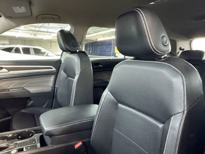 2022 Volkswagen Atlas 2.0T SE w/Technology