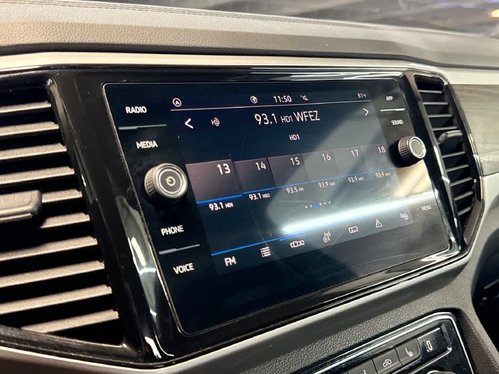 2022 Volkswagen Atlas 2.0T SE w/Technology