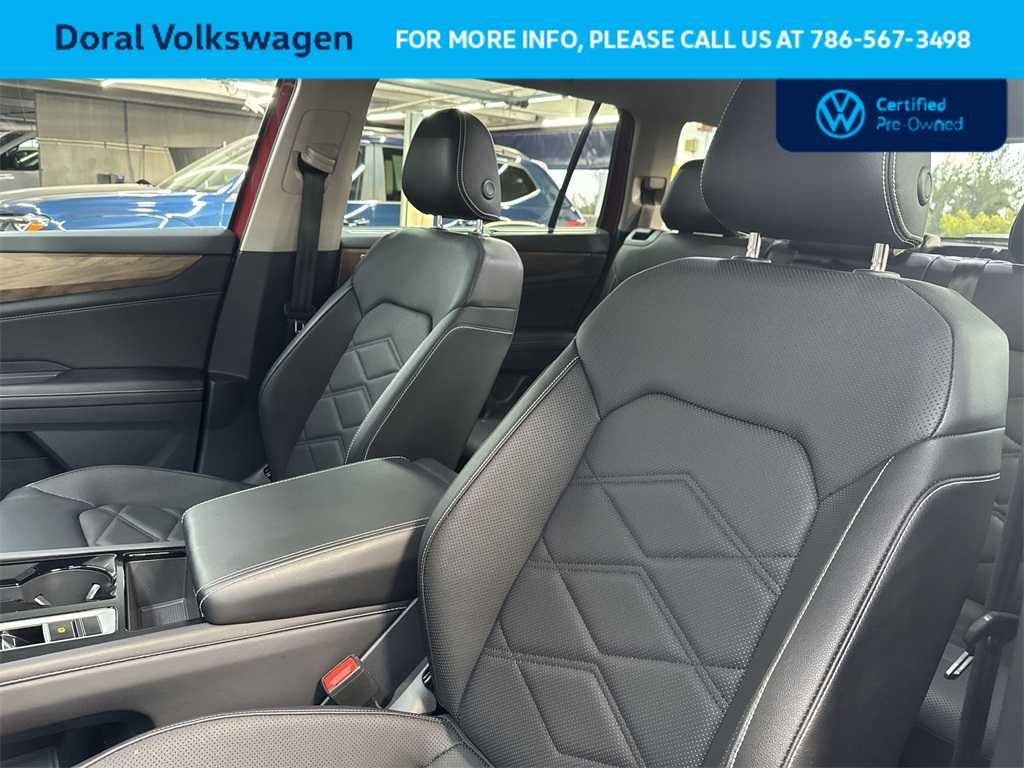 2025 Volkswagen Atlas 2.0T SE w/Technology
