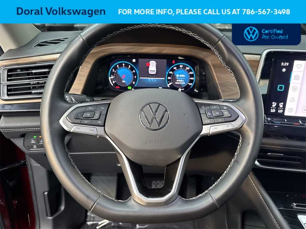 2025 Volkswagen Atlas 2.0T SE w/Technology