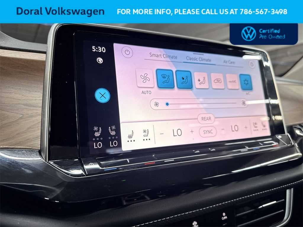 2025 Volkswagen Atlas 2.0T SE w/Technology