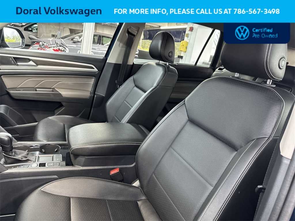 2022 Volkswagen Atlas 3.6L V6 SE w/Technology