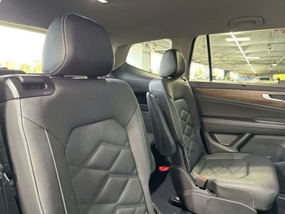 2024 Volkswagen Atlas 2.0T SE w/Technology