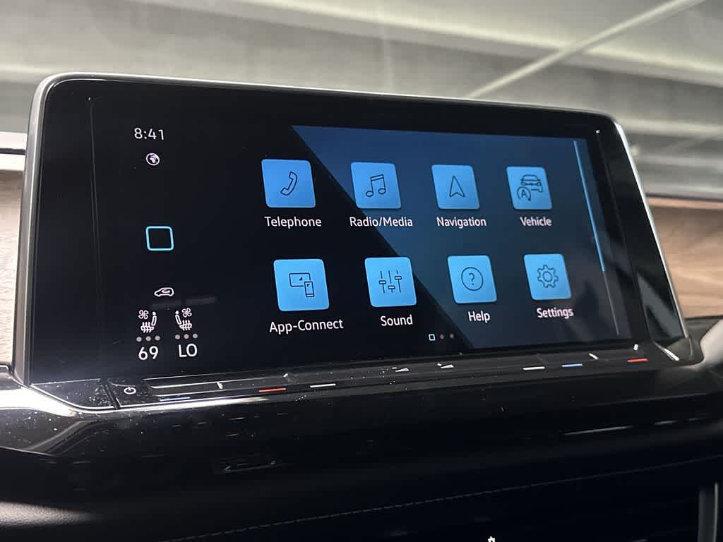 2024 Volkswagen Atlas 2.0T SE w/Technology