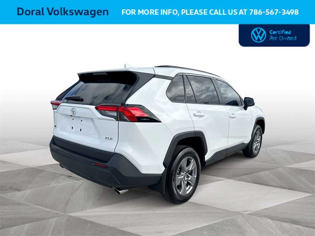 2024 Toyota RAV4 XLE