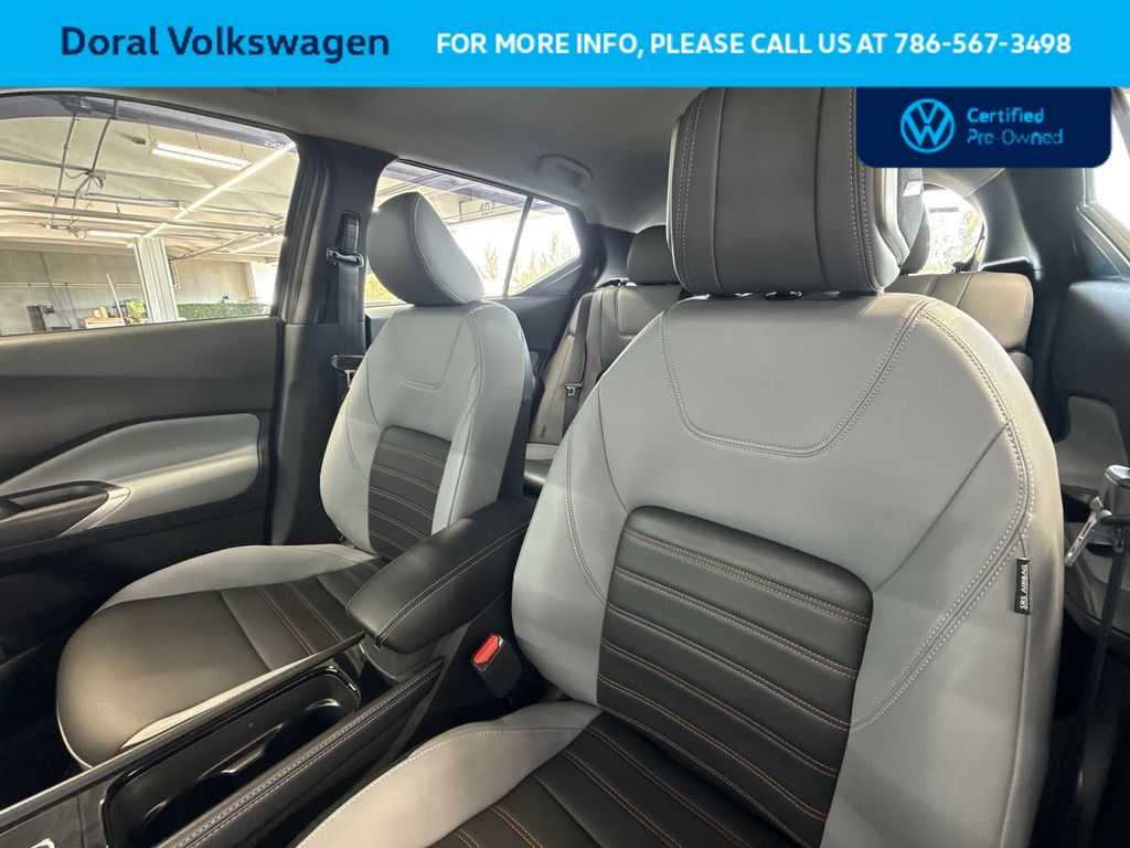 2023 Nissan Kicks SR