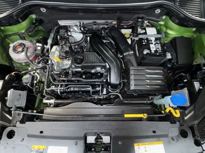 2025 Volkswagen Taos SE Black