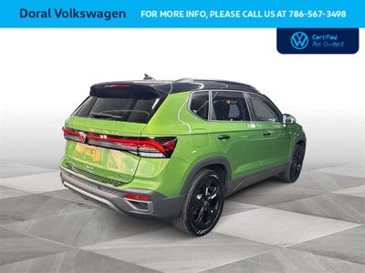 2025 Volkswagen Taos SE Black