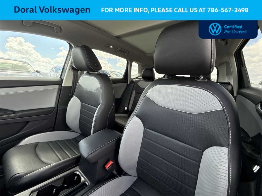2023 Volkswagen Taos SEL