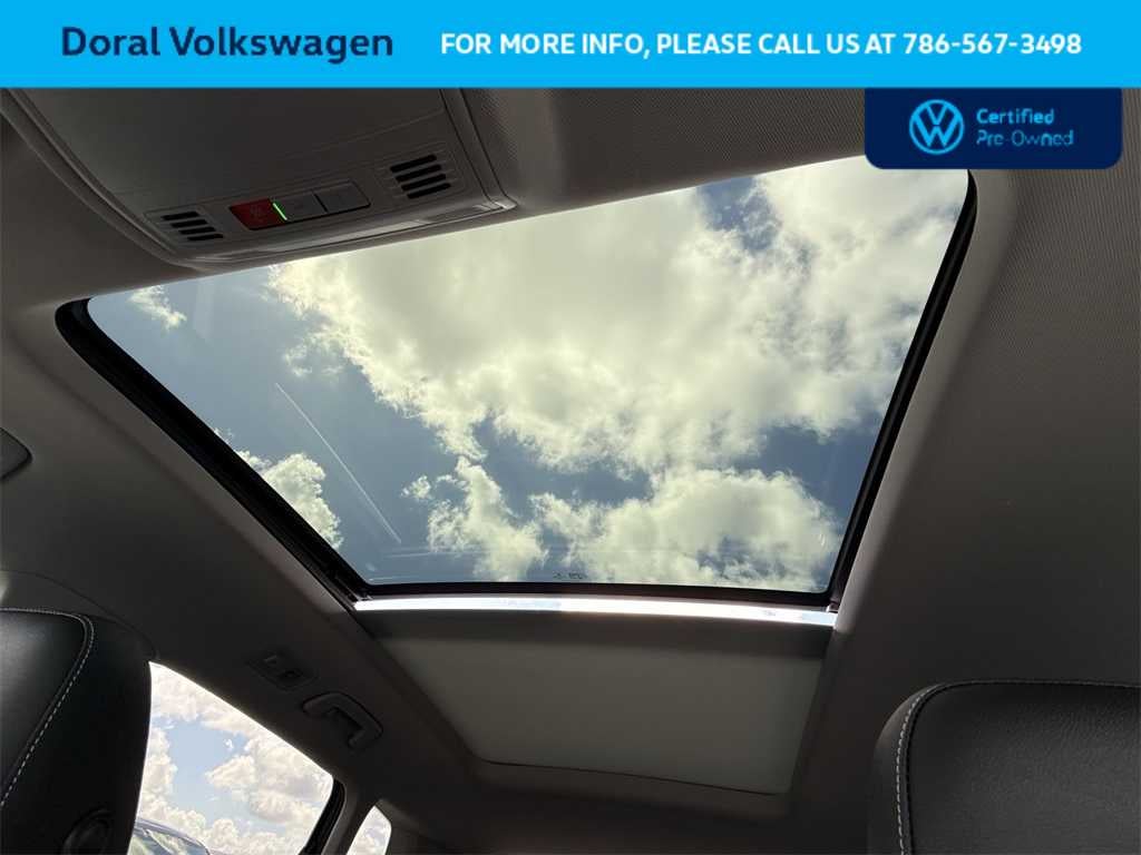 2023 Volkswagen Taos SEL