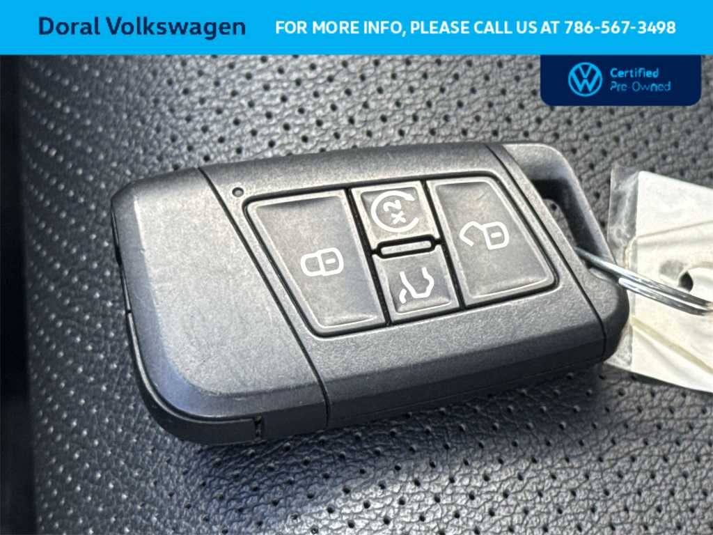 2023 Volkswagen Taos SEL