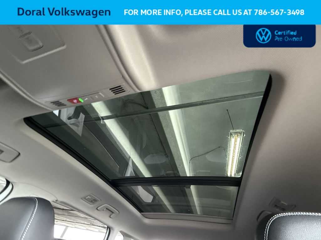 2023 Volkswagen Taos SEL