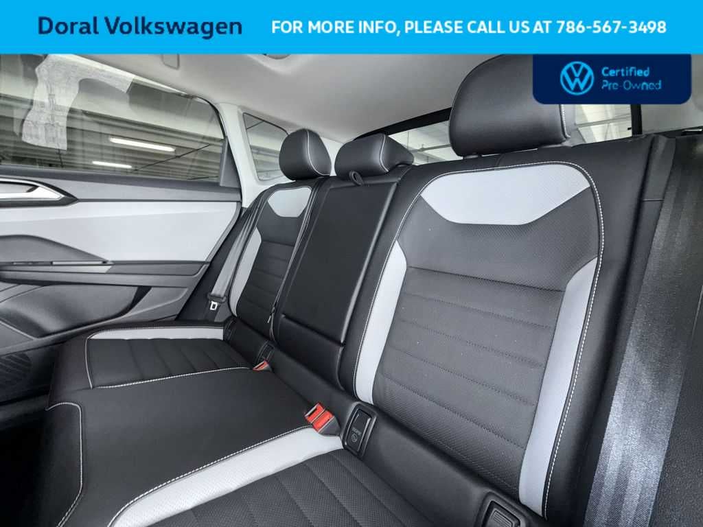2023 Volkswagen Taos SEL