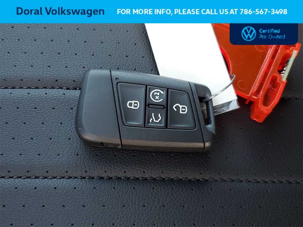 2023 Volkswagen Tiguan SE