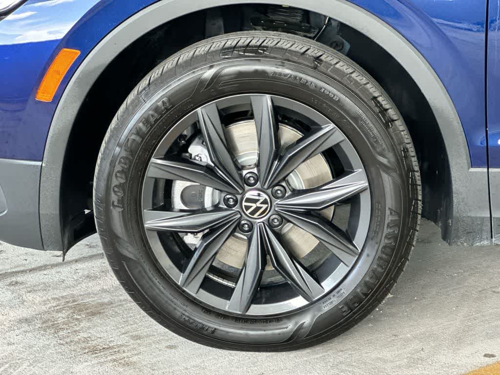 2024 Volkswagen Tiguan SE