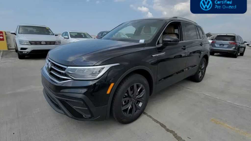 2023 Volkswagen Tiguan SE