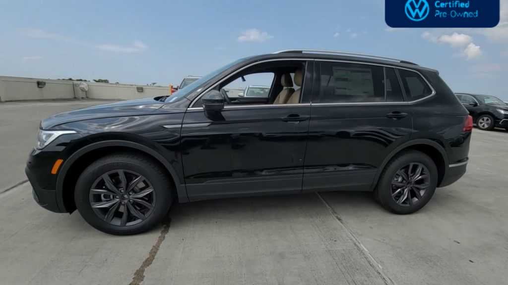 2023 Volkswagen Tiguan SE