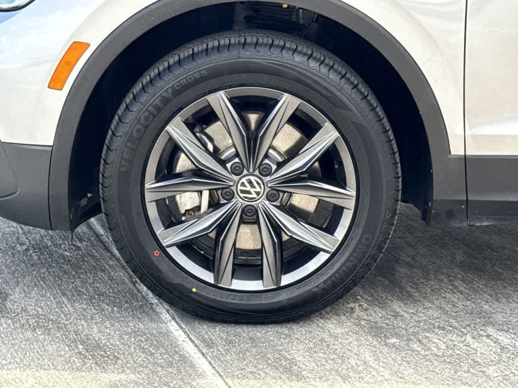 2023 Volkswagen Tiguan SE