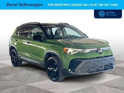 2025 Volkswagen Taos SE Black