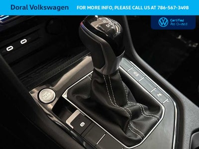 2025 Volkswagen Taos SE Black