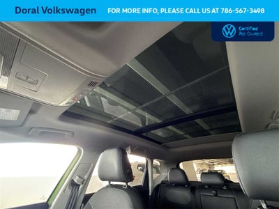 2025 Volkswagen Taos SE Black