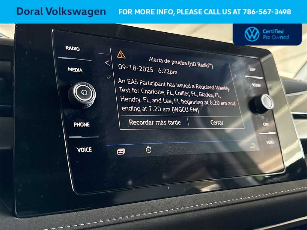 2025 Volkswagen Taos SE Black