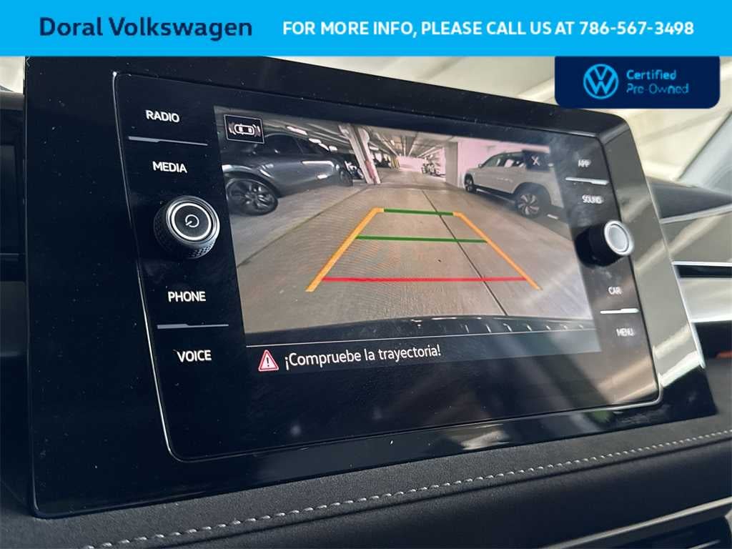 2025 Volkswagen Taos SE Black