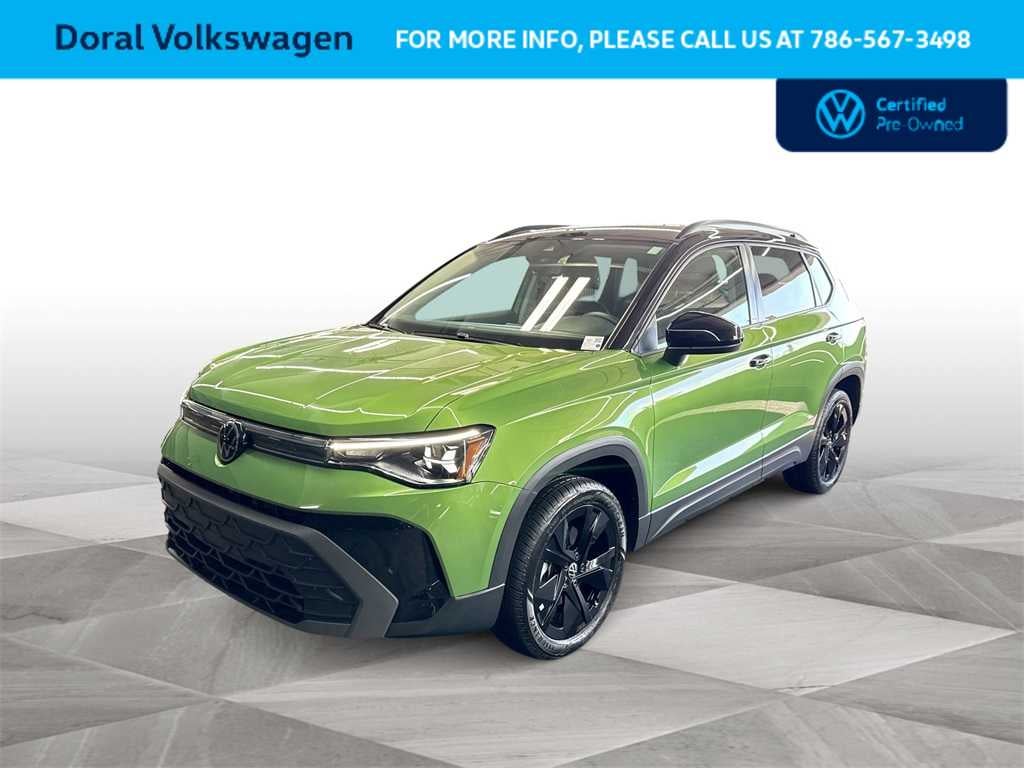 2025 Volkswagen Taos SE Black