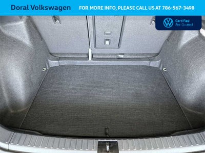 2025 Volkswagen Taos SE Black