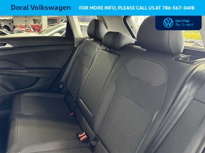 2025 Volkswagen Taos SE Black