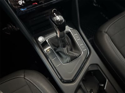 2026 Volkswagen Taos SE Black