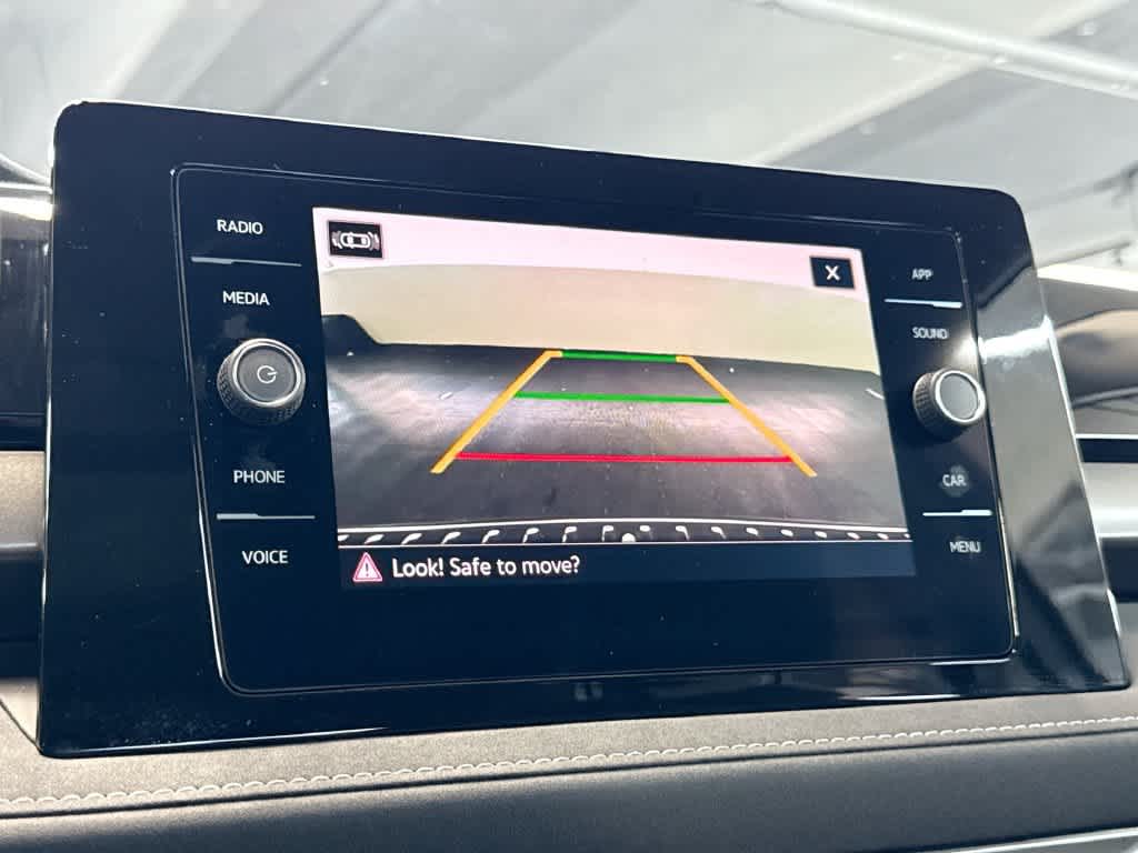 2026 Volkswagen Taos SE Black