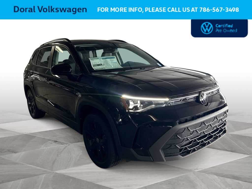 2025 Volkswagen Taos SE Black
